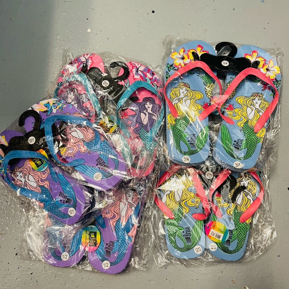 5 pairs for $13 Summer slippers for girls